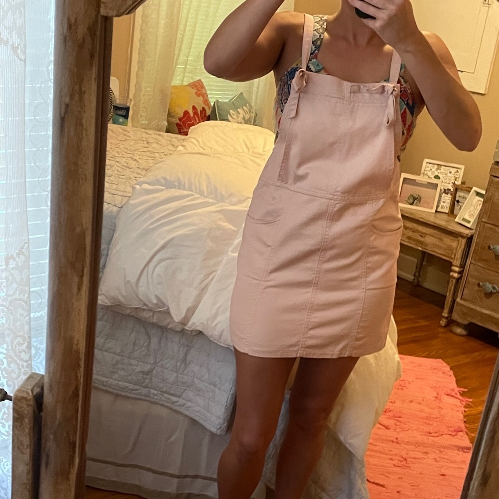 L pink overall dress